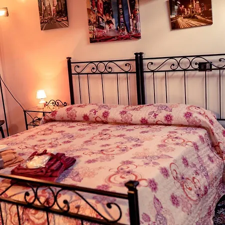 Casa Stefy فندق مبيت وإفطار مونتاغنانا