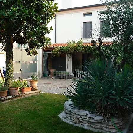 فندق مبيت وإفطار Casa Stefy