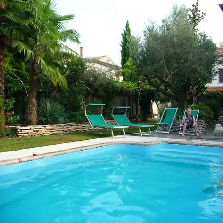 Casa Stefy 3*