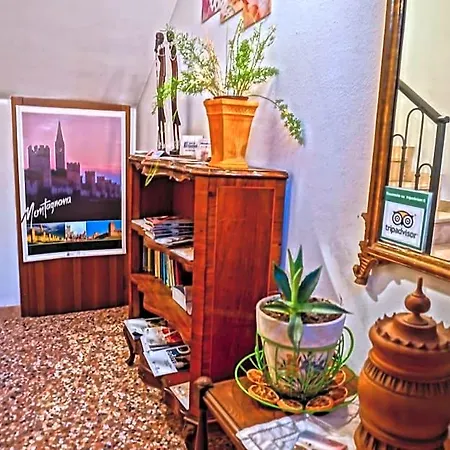 Casa Stefy Oda ve Kahvaltı 3*